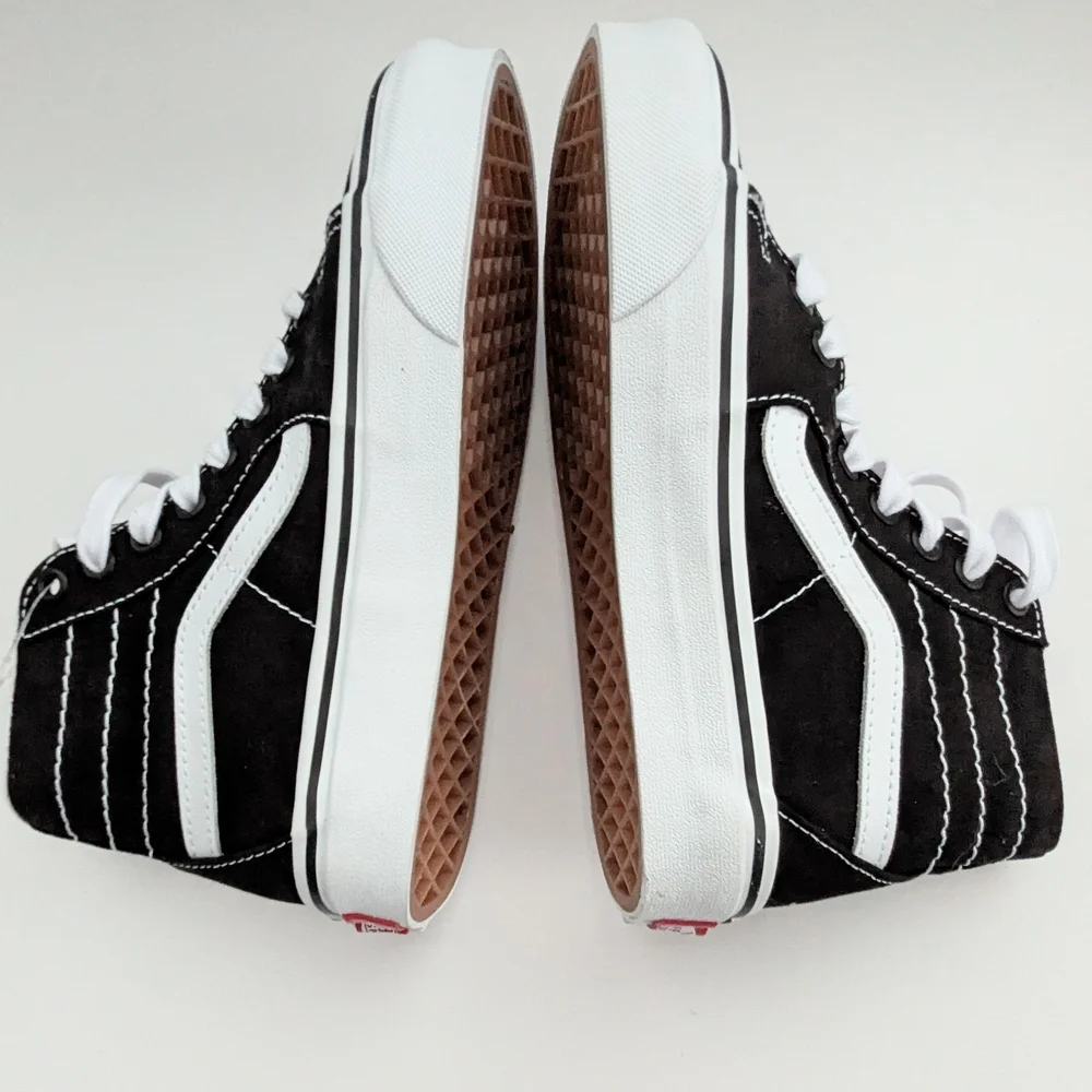 NWT Vans Unisex High-Top Sneakers/Running Shoes (Women Size 5 /Men Size 3.5) - Picture 7 of 15